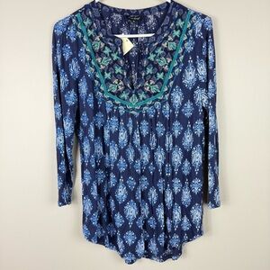 Lucky Brand Top Womens Medium Blue Green Embroidered Blouse V-Neck Long Sleeve